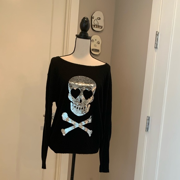 Wildfox Sweaters - Wild fox Sequin Skull sweater